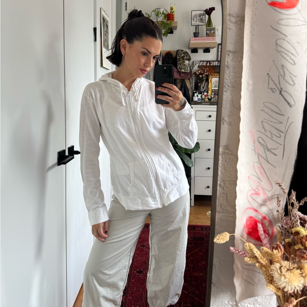 Hanes White Zip-Up Hoodie